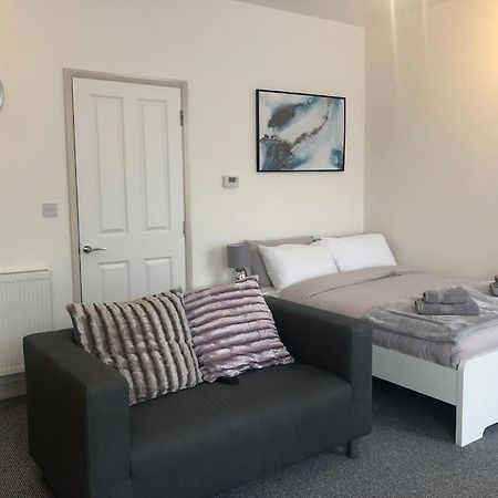 Newly Renovated Modern Studio Apartment Penzance Exteriér fotografie