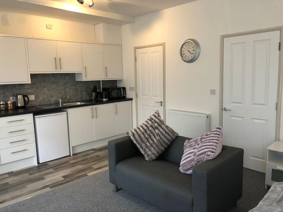 Newly Renovated Modern Studio Apartment Penzance Exteriér fotografie